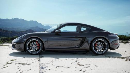 2022 Porsche 718 Cayman 