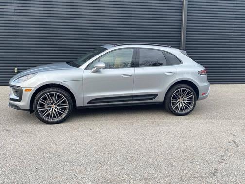 2025 Porsche Macan 