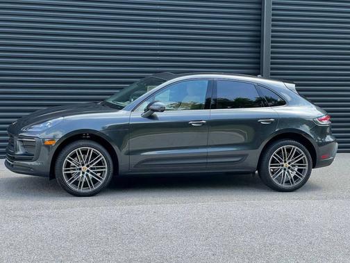 Volcano Grey Metallic 2025 Porsche Macan