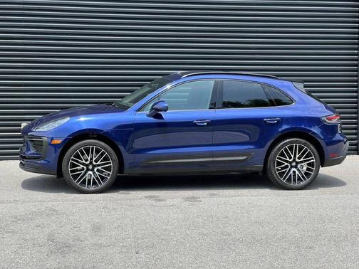 2022 Porsche Macan 