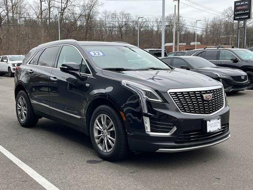2022 Cadillac XT5 Premium Luxury