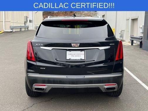 2022 Cadillac XT5 Premium Luxury