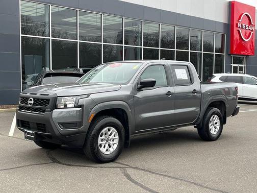 2025 Nissan Frontier S