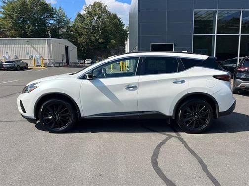 2023 Nissan Murano SV