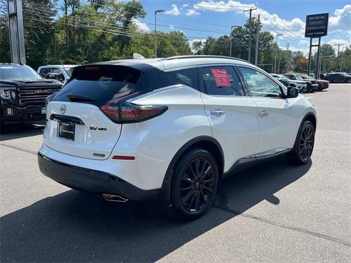 2023 Nissan Murano SV