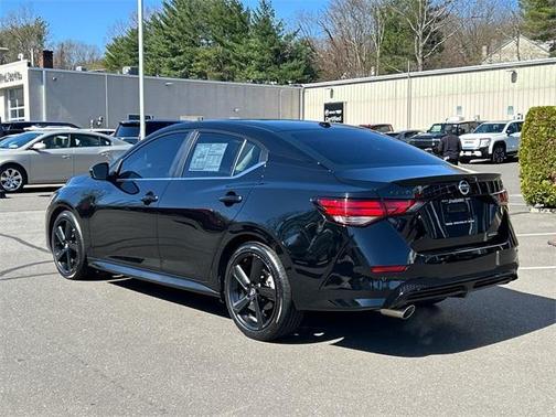2022 Nissan Sentra SR