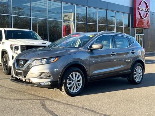 2022 Nissan Rogue Sport SV