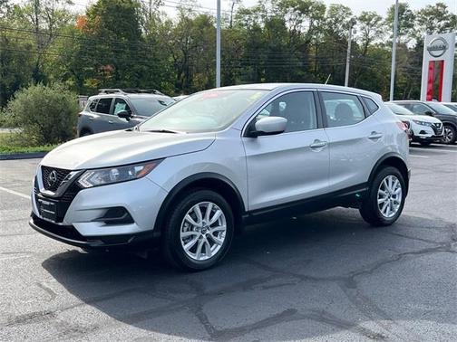 2022 Nissan Rogue Sport S