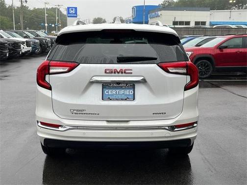 2022 GMC Terrain Denali