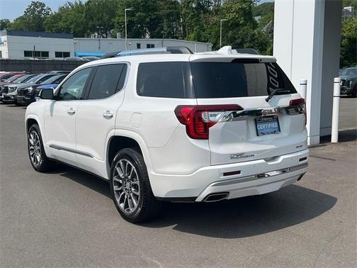 2022 GMC Acadia Denali
