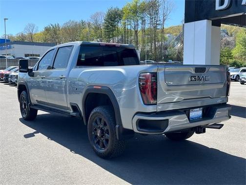 2024 GMC Sierra 2500 AT4