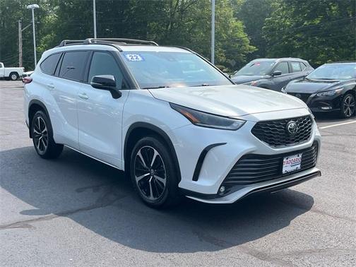 2022 Toyota Highlander XSE