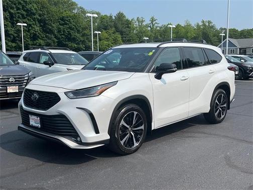 2022 Toyota Highlander XSE