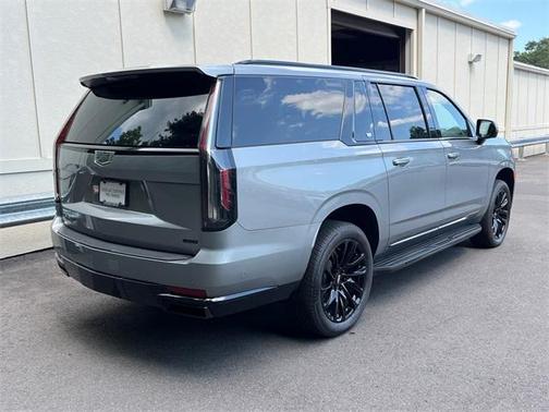 2023 Cadillac Escalade ESV Sport