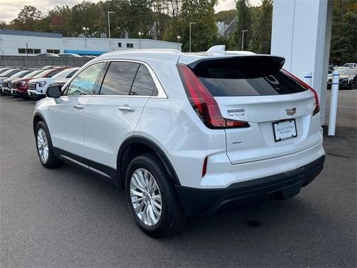 2024 Cadillac XT4 Luxury