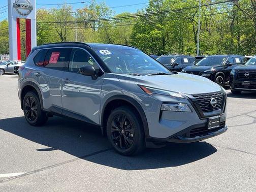 2 Tone Gray / Black Roof 2023 Nissan Rogue SV