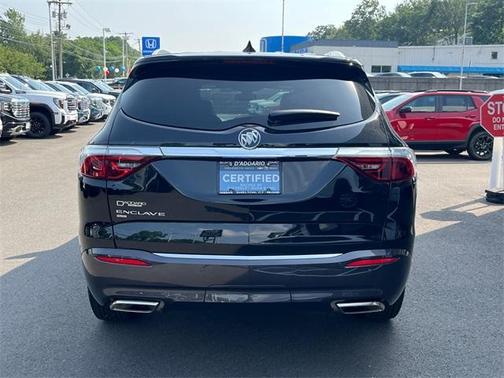 2024 Buick Enclave Essence