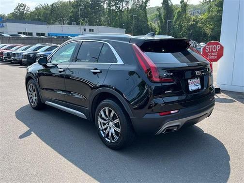 2019 Cadillac XT4 Premium Luxury