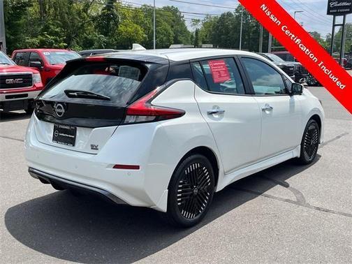 2023 Nissan Leaf SV PLUS