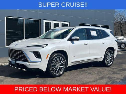 White Frost 2025 Buick Enclave Avenir