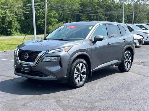 2022 Nissan Rogue SV
