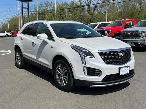 2022 Cadillac XT5 Premium Luxury