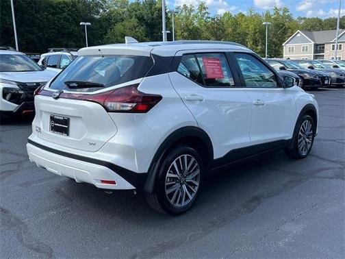 2024 Nissan Kicks SV