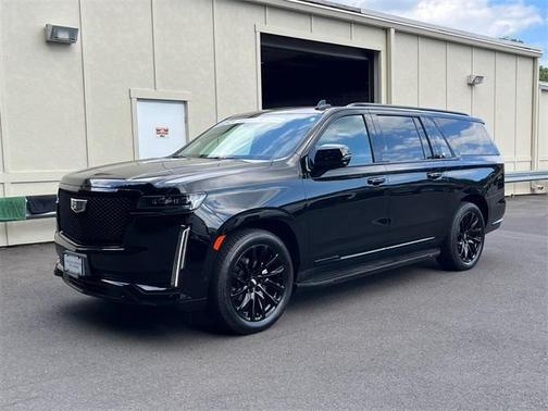 2023 Cadillac Escalade ESV Sport Platinum