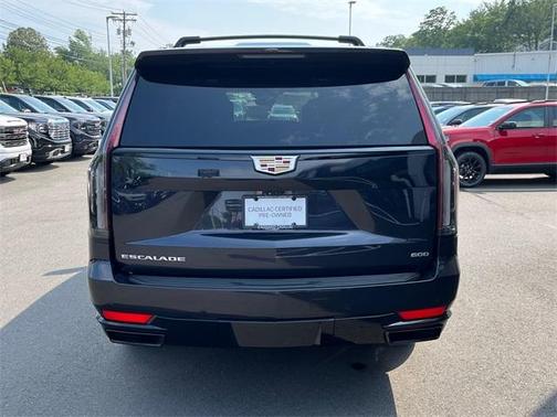 2022 Cadillac Escalade Sport Platinum