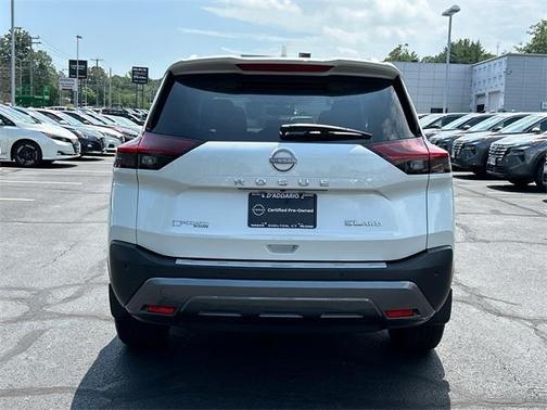 2022 Nissan Rogue SL