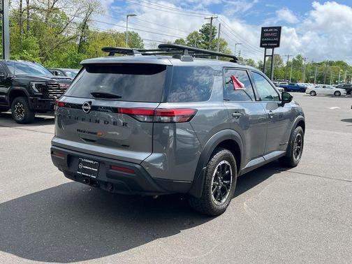 Gun Metallic 2024 Nissan Pathfinder Rock Creek