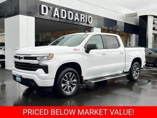 Summit White 2022 Chevrolet Silverado 1500 RST
