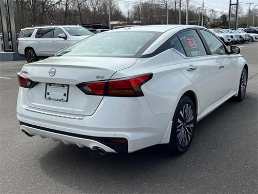 2023 Nissan Altima 2.5 SV