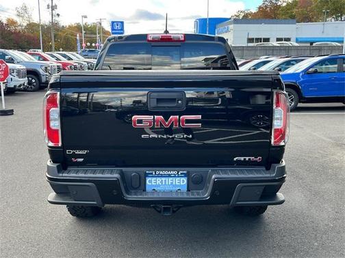 2022 GMC Canyon AT4 w/Leather