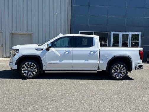 White Frost 2023 GMC Sierra 1500 Denali