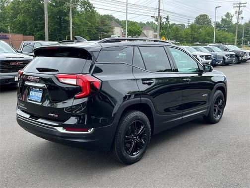 2022 GMC Terrain AT4