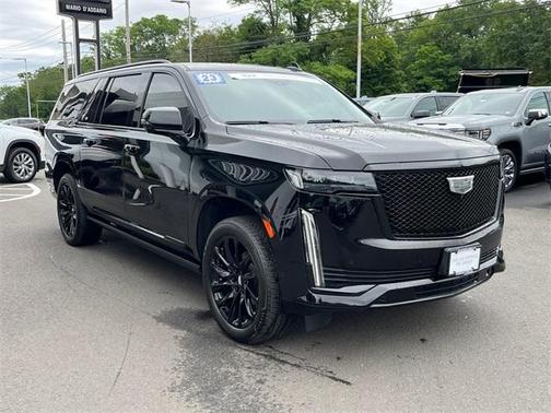 2023 Cadillac Escalade ESV Sport Platinum