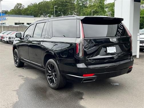 2023 Cadillac Escalade ESV Sport Platinum