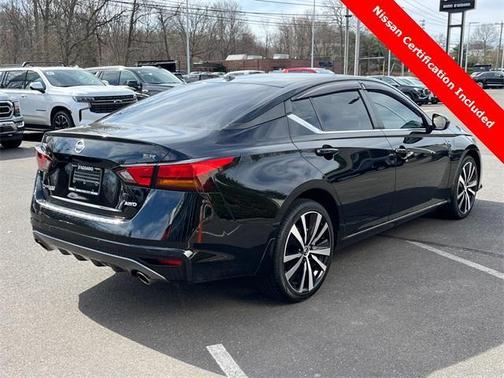 2022 Nissan Altima 2.5 SR