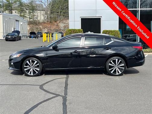 2022 Nissan Altima 2.5 SR