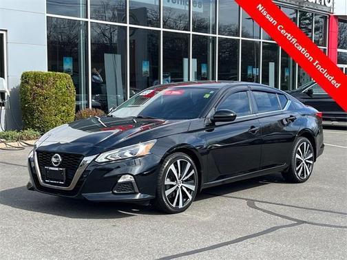 2022 Nissan Altima 2.5 SR