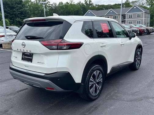 2022 Nissan Rogue SV