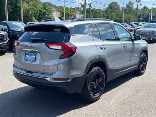 2024 GMC Terrain AT4