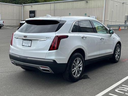 Crystal White 2022 Cadillac XT5 Premium Luxury