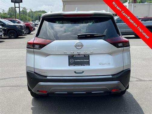 2022 Nissan Rogue SL