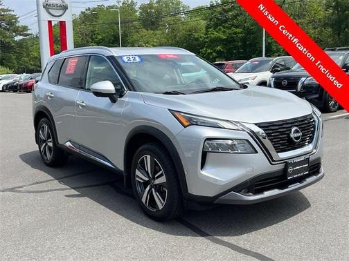 2022 Nissan Rogue SL