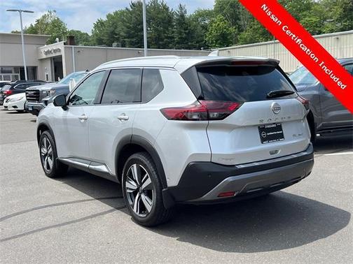 2022 Nissan Rogue SL