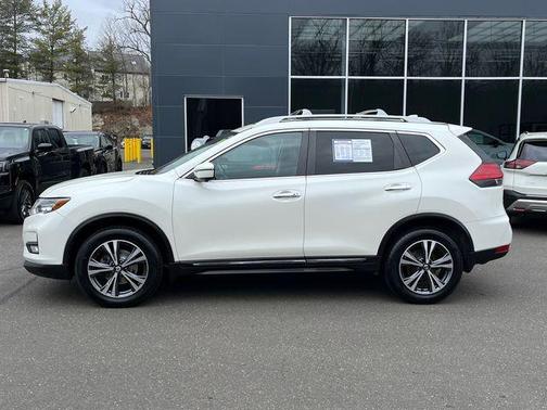 2017 Nissan Rogue SL