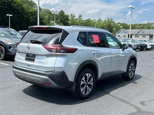 2022 Nissan Rogue SV