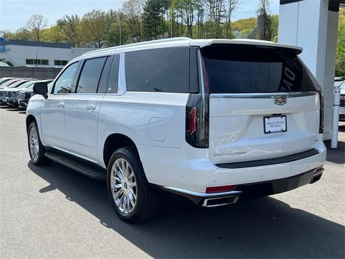 2022 Cadillac Escalade ESV Premium Luxury